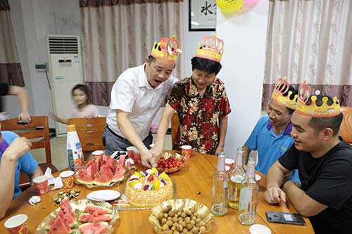 碳膜硅膠按鍵廠生日會(huì)